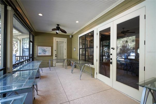 Dining room, Interior, Recessed Lighting