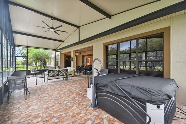 Hot Tub, Interior, Sun Room
