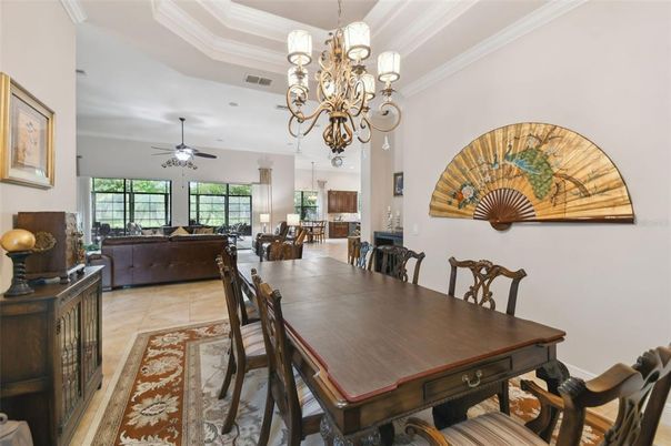 Chandelier, Dining room, Interior, Living room
