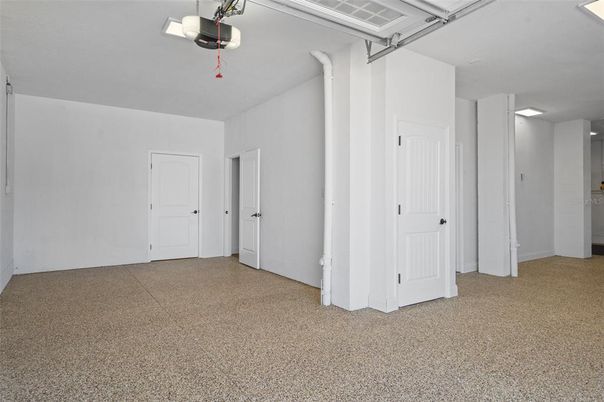 Garage, Interior