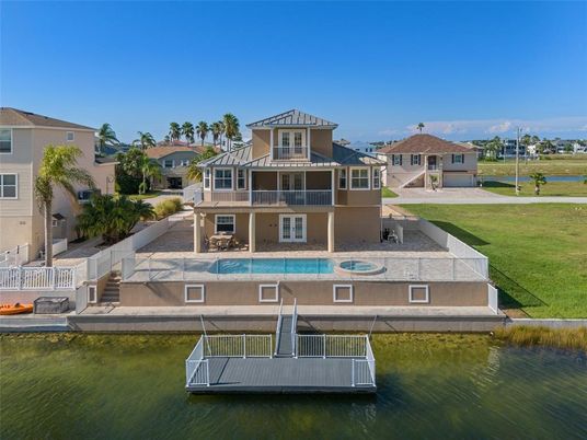 Exterior, Lake, Pool