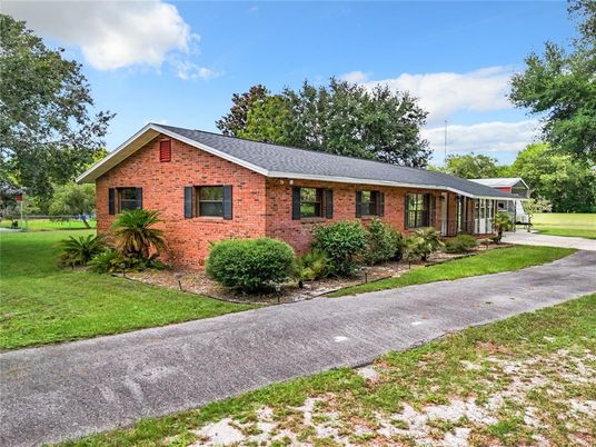Exterior, Facade, Brick Facade, Ranch
