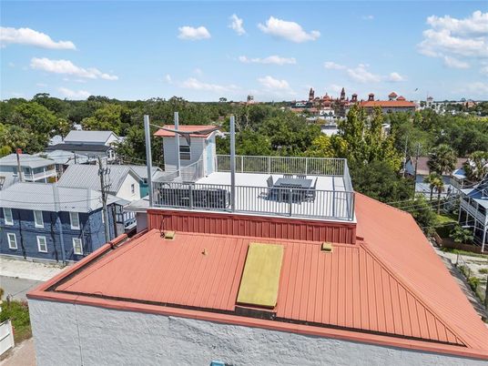Exterior, Drone