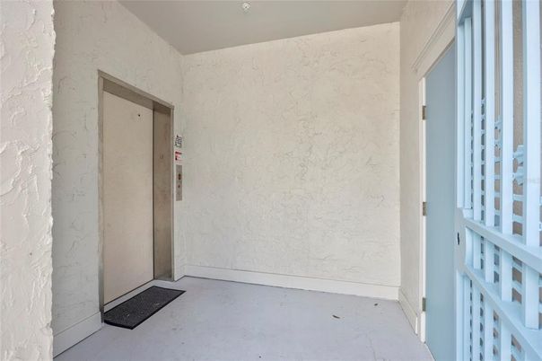 Elevator, Interior