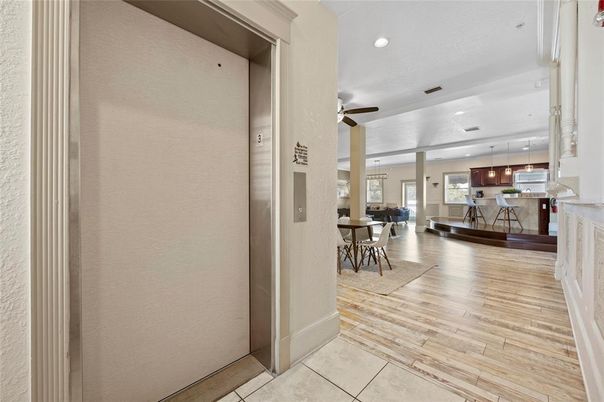 Dining room, Interior, Kitchen, Pendant Lights, Recessed Lighting, Wood Texture Flooring