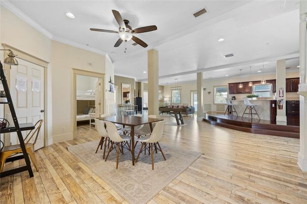 Dining room, Interior, Kitchen, Pendant Lights, Recessed Lighting, Wood Texture Flooring