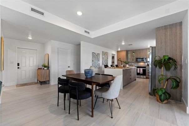 Dining room, Interior, Kitchen, Recessed Lighting, Stainless Steel Appliances