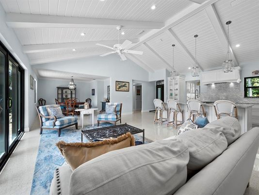 Chandelier, Dining room, Interior, Kitchen, Living room, Pendant Lights, Recessed Lighting