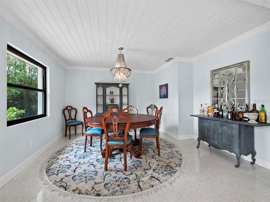 Chandelier, Dining room, Interior