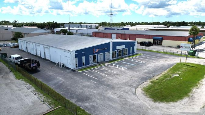 Exterior, Drone