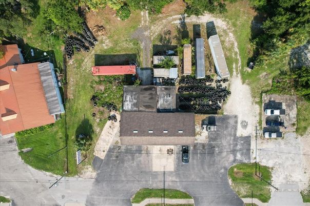 Exterior, Drone