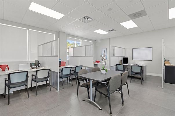 Dining room, Interior, Recessed Lighting