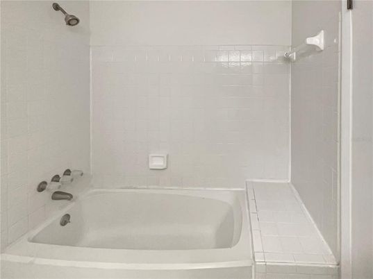Bathroom, Interior, Tile Countertops