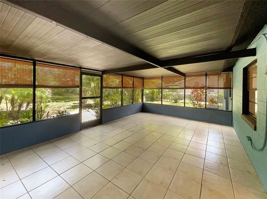 Empty room, Interior, Sun Room