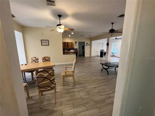 Dining room, Interior, Kitchen, Recessed Lighting