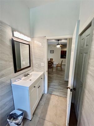 Bathroom, Dining room, Interior, Wood Texture Flooring