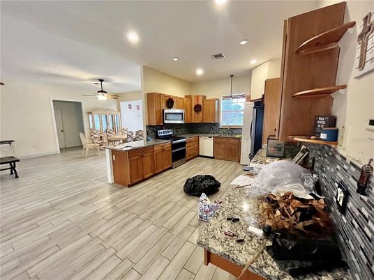 Dining room, Interior, Kitchen, Pendant Lights, Recessed Lighting, Wood Texture Flooring