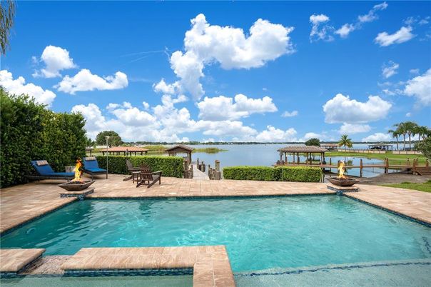 Exterior, Lake, Pool, Water