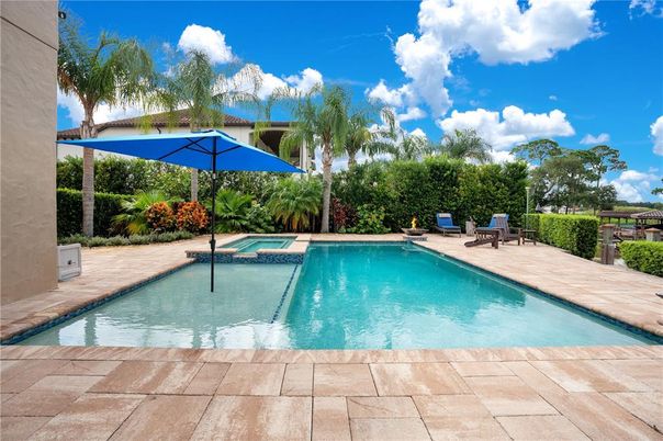 Exterior, Pool