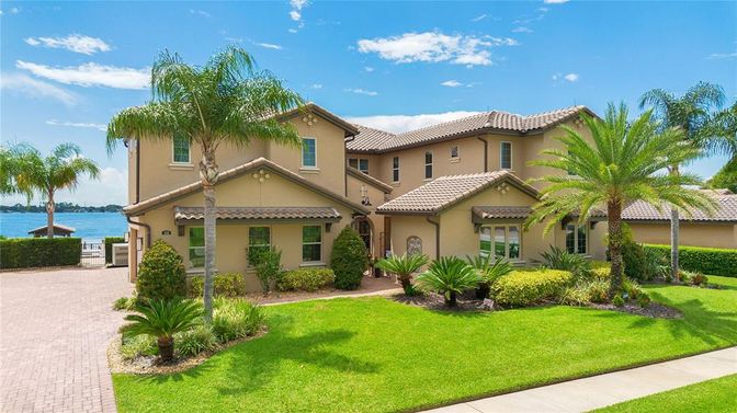 Backyard, Exterior, Facade, Water, Mediterranean