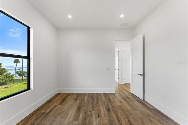 Empty room, Interior, Recessed Lighting, Wood Texture Flooring