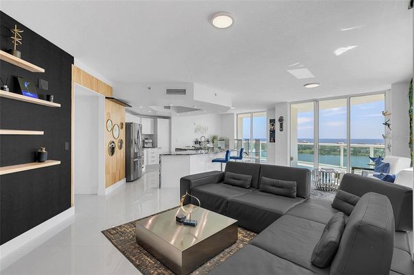 Interior, Kitchen, Living room, Recessed Lighting, Water