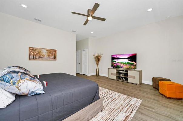 Bedroom, Interior, Recessed Lighting, Wood Texture Flooring