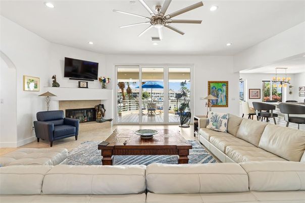 Dining room, Fireplace, Interior, Living room, Pendant Lights, Recessed Lighting
