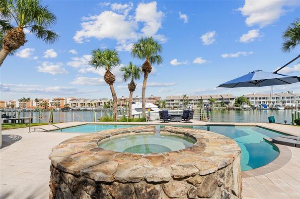 Exterior, Lake, Pool