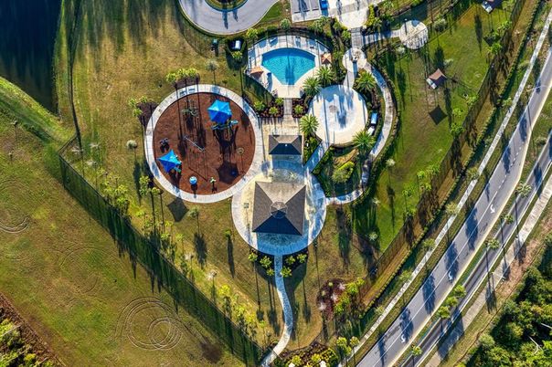 Exterior, Drone