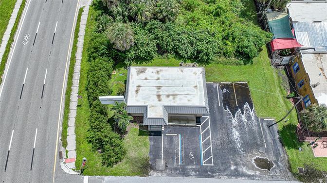 Exterior, Drone