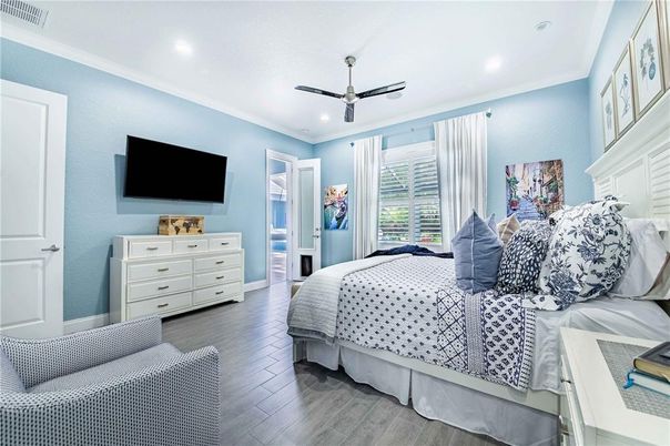 Bedroom, Interior, Recessed Lighting, Wood Texture Flooring