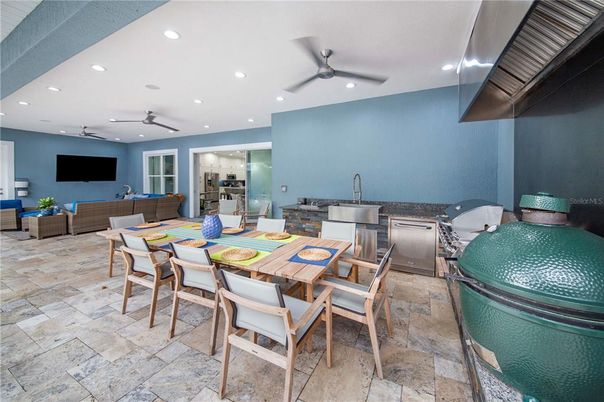 Dining room, Interior, Recessed Lighting