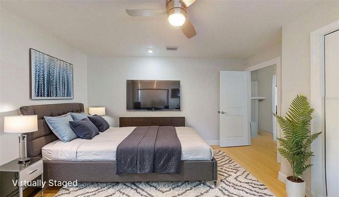 Bedroom, Interior, Recessed Lighting, Wood Texture Flooring