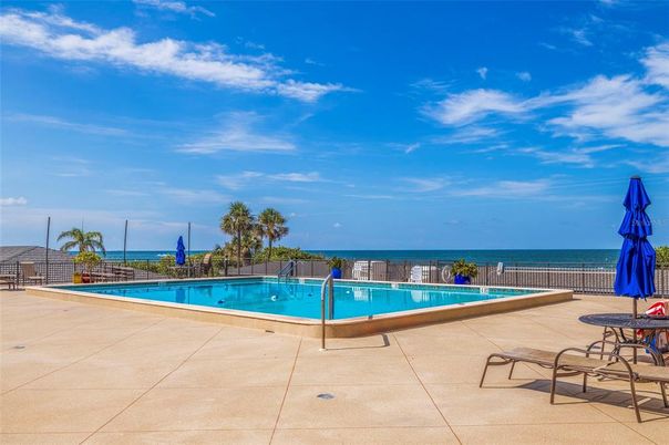 Exterior, Pool, Water