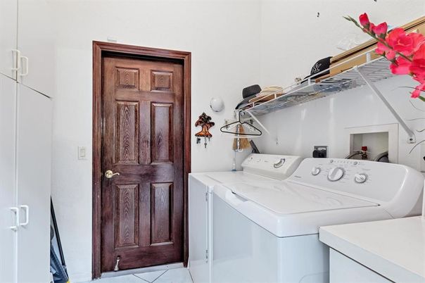 Interior, Utility Closets, Washer