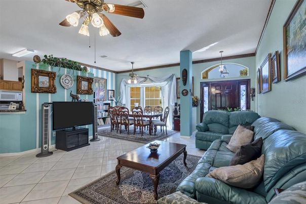 Dining room, Interior, Living room, Pendant Lights