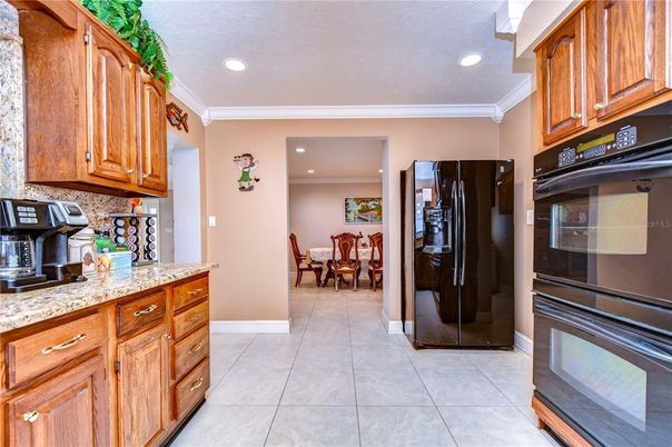 Dining room, Interior, Kitchen, Recessed Lighting