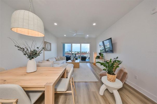 Dining room, Interior, Living room, Recessed Lighting, Wood Texture Flooring