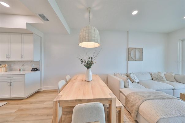 Dining room, Interior, Living room, Pendant Lights, Recessed Lighting, Wood Texture Flooring