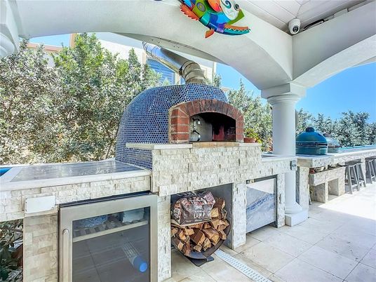 Exterior, Fireplace
