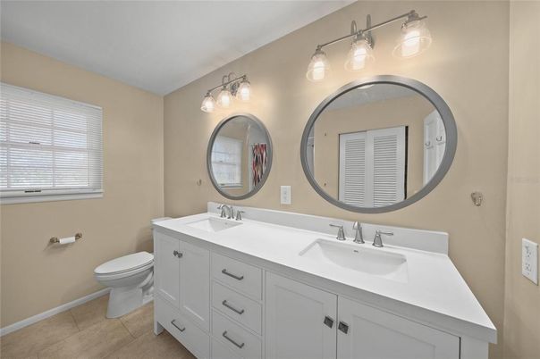 Bathroom, Dual Sink Vanities, Interior