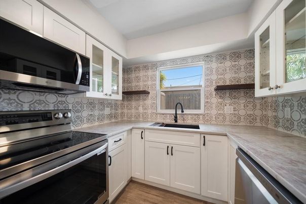 Interior, Kitchen, Stainless Steel Appliances, Wood Texture Flooring