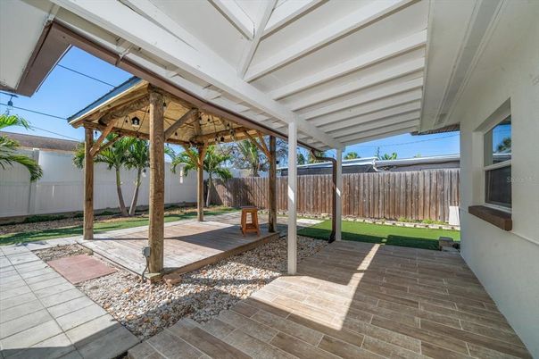 Backyard, Exterior