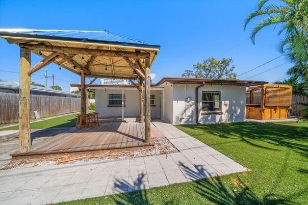 Backyard, Exterior