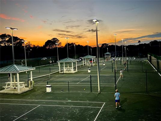 Exterior, Tennis Courts