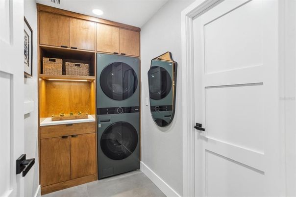 Interior, Recessed Lighting, Utility Closets, Washer