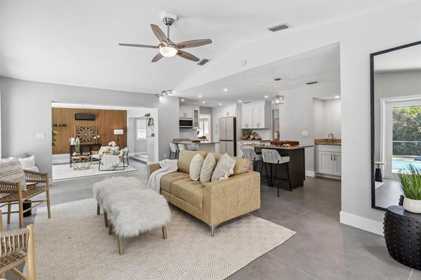 Dining room, Interior, Kitchen, Living room, Pendant Lights, Recessed Lighting, Stainless Steel Appliances
