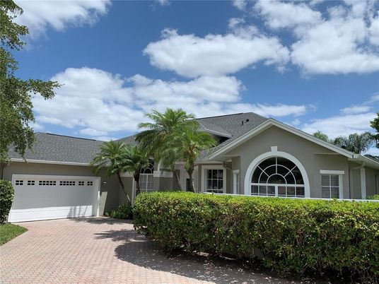 Attached, Exterior, Facade, Ranch
