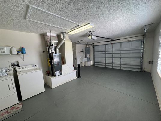 Garage, Interior, Washer
